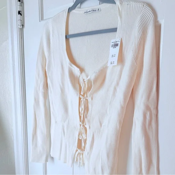 Abercrombie & Fitch Cream Ribbed Tie-Front Long Sleeve Cardigan - Picture 3 of 5